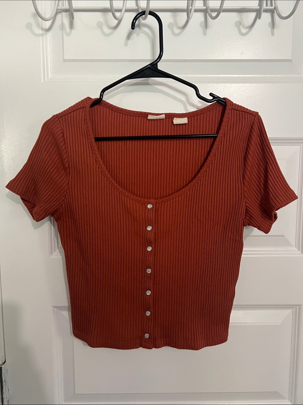 Levi's Rust Ribbed Snap-Front Crop Top